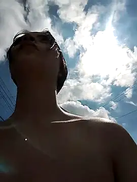 Aitana 2-0 online show from 01/08/26, 03:07