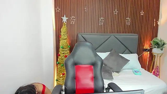 mara08  online show from 01/13/26, 08:35