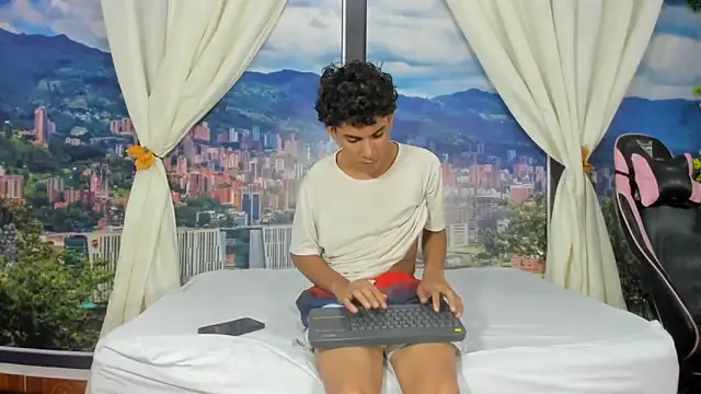 jhonaEstrada online show from 01/15/26, 04:27