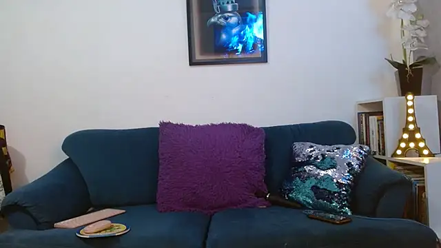 Almaglow  online show from 05/08/26, 05:28