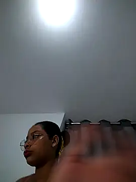 KATALINA SANTANA  online show from 04/24/26, 12:45