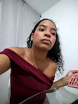 KATALINA SANTANA  online show from 02/07/26, 12:18