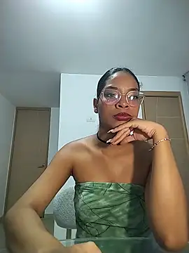 KATALINA SANTANA  online show from 05/15/26, 12:19