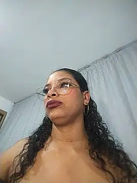Snapshot of KATALINA_SANTANA_ chatting on 06/23/26, 12:52 KATALINA SANTANA online show from 06/23/26, 12:52