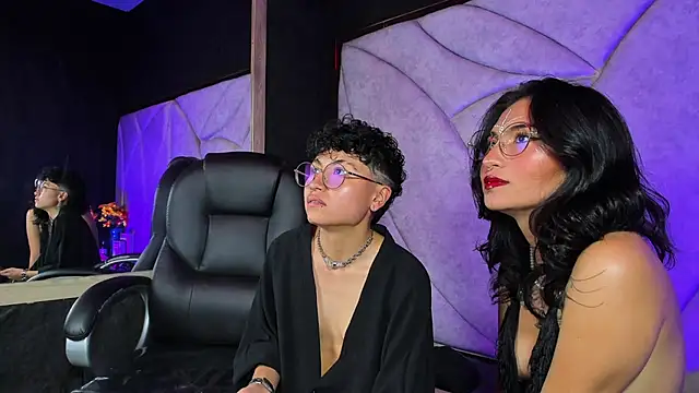 velvet mystic online show from 04/11/26, 01:35