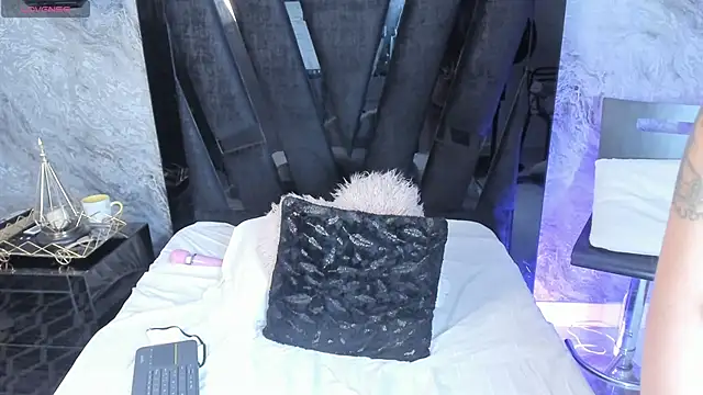 Smith 1s online show from 04/13/26, 05:33