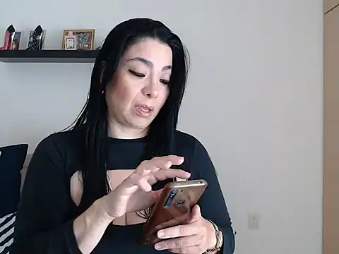 Snapshot of Melissaloves80 chatting on 01/15/26, 06:11 Melissaloves80 online show from 01/15/26, 06:11