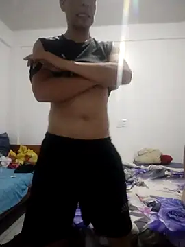 Rodrigohernan19 online show from 01/10/26, 06:31