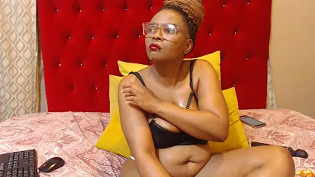 Hotsexyberry25 online show from 03/18/26, 05:47