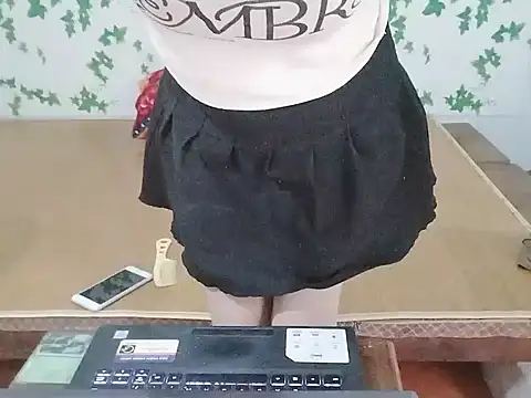 Sophie sexy7 online show from 04/28/26, 11:53