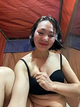 Snapshot of Some-03 chatting on 02/26/26, 03:50 Some-03 online show from 02/26/26, 03:50