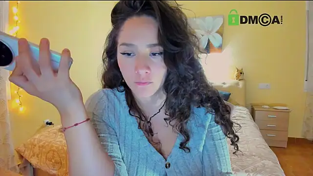 juliiaroberts online show from 04/11/26, 07:45