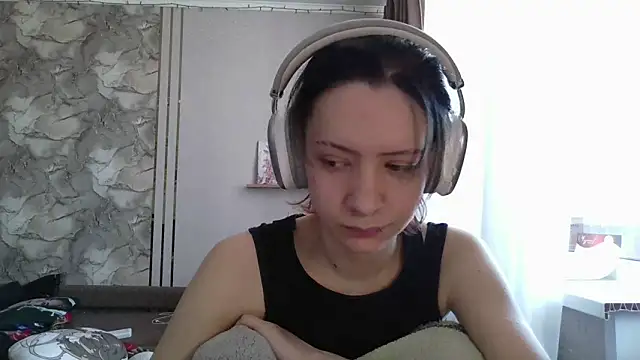 LxayBloom online show from 02/25/26, 06:35