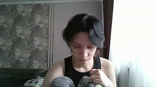 LxayBloom online show from 02/10/26, 09:52