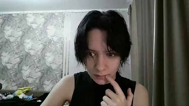 LxayBloom online show from 02/17/26, 09:17