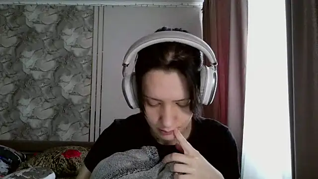 LxayBloom online show from 02/21/26, 09:11