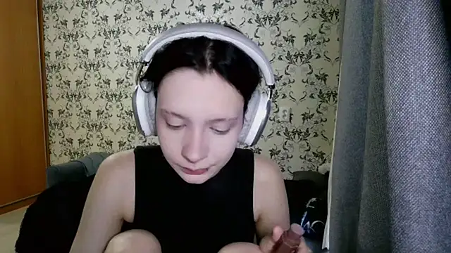 LxayBloom online show from 03/04/26, 11:40