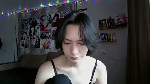 LxayBloom online show from 01/13/26, 10:08