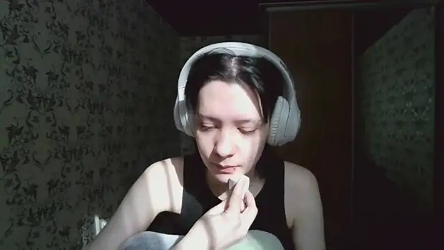 LxayBloom online show from 03/16/26, 06:39