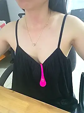 moon baby99 online show from 04/07/26, 03:41