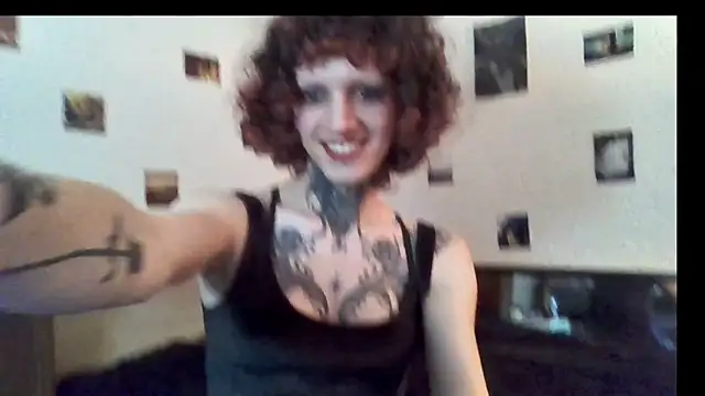 Snapshot of gracelustxx chatting on 02/15/26, 02:38 gracelustxx online show from 02/15/26, 02:38