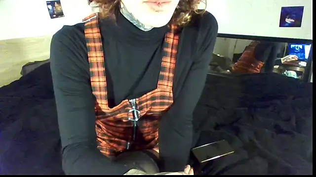 Snapshot of gracelustxx chatting on 02/25/26, 04:51 gracelustxx online show from 02/25/26, 04:51