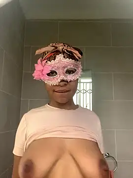 Snapshot of Creamy_bitchxxx chatting on 01/09/26, 03:08 Creamy bitchxxx online show from 01/09/26, 03:08