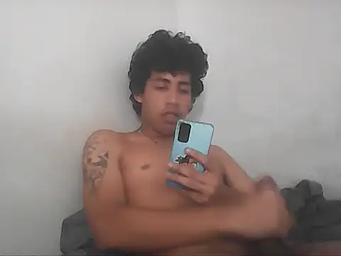 SirMocha22 online show from 06/05/26, 06:57