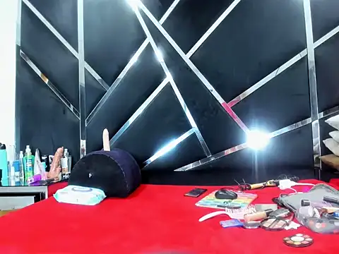 LauraScarlet online show from 03/02/26, 04:24