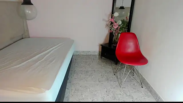 ZoeFox5 online show from 02/01/26, 11:52