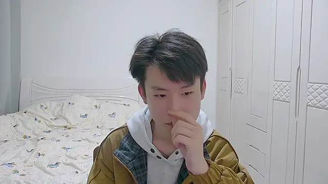 Snapshot of your-cake chatting on 03/31/26, 12:18 your-cake online show from 03/31/26, 12:18