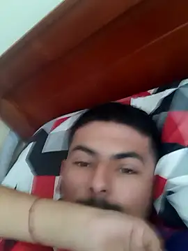 Snapshot of Mateotubbe chatting on 01/07/26, 12:10 Mateotubbe online show from 01/07/26, 12:10