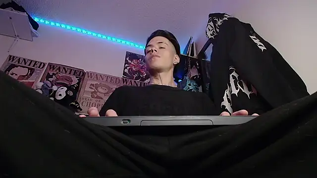 Snapshot of Anhony_Muscle chatting on 02/23/26, 06:52 Anhony Muscle online show from 02/23/26, 06:52