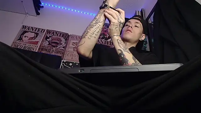 Snapshot of Anhony_Muscle chatting on 02/10/26, 05:12 Anhony Muscle online show from 02/10/26, 05:12