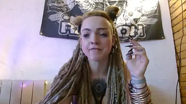 spiralhokkaido23 online show from 02/12/26, 10:48