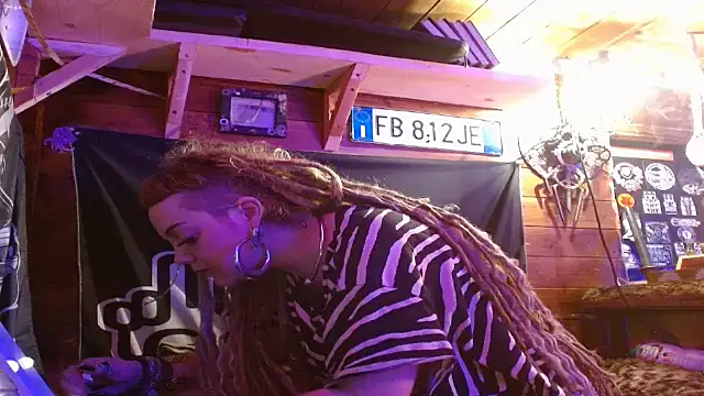 spiralhokkaido23 online show from 03/15/26, 04:08