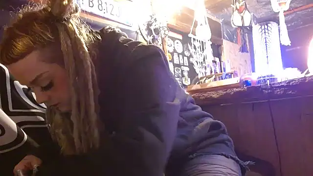 spiralhokkaido23 online show from 03/23/26, 08:36