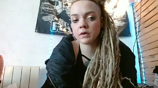 spiralhokkaido23 online show from 02/16/26, 10:25