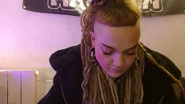 spiralhokkaido23 online show from 02/10/26, 07:24