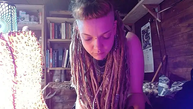 spiralhokkaido23 online show from 04/03/26, 12:44