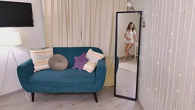 sheilaa pink online show from 04/08/26, 07:26