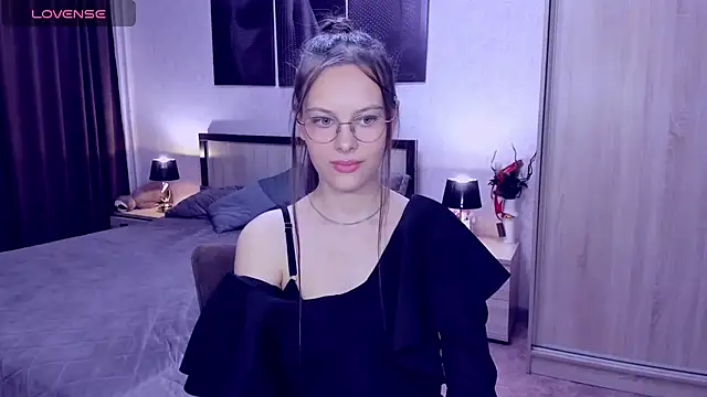 AyumiBlossom online show from 03/27/26, 02:51