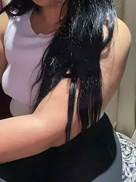 Lina Velvet  online show from 04/09/26, 01:07