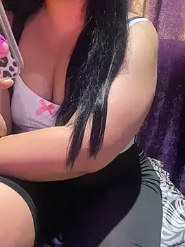 Lina Velvet  online show from 05/03/26, 06:22