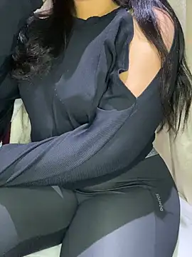 Lina Velvet  online show from 01/11/26, 04:30