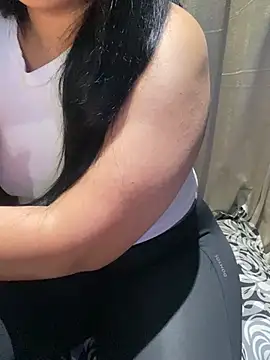 Lina Velvet  online show from 04/08/26, 01:07