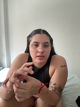 chinaaa2333 online show from 02/09/26, 12:25