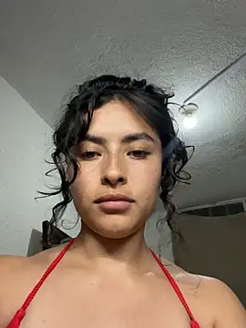 Snapshot of auroramooon chatting on 02/18/26, 01:58 auroramooon online show from 02/18/26, 01:58