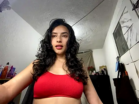 Snapshot of auroramooon chatting on 01/07/26, 03:22 auroramooon online show from 01/07/26, 03:22