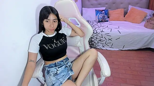 chiquita lover  online show from 04/15/26, 11:27